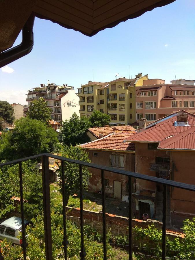פלובדיב Roots Hotel And Wine Bar מראה חיצוני תמונה