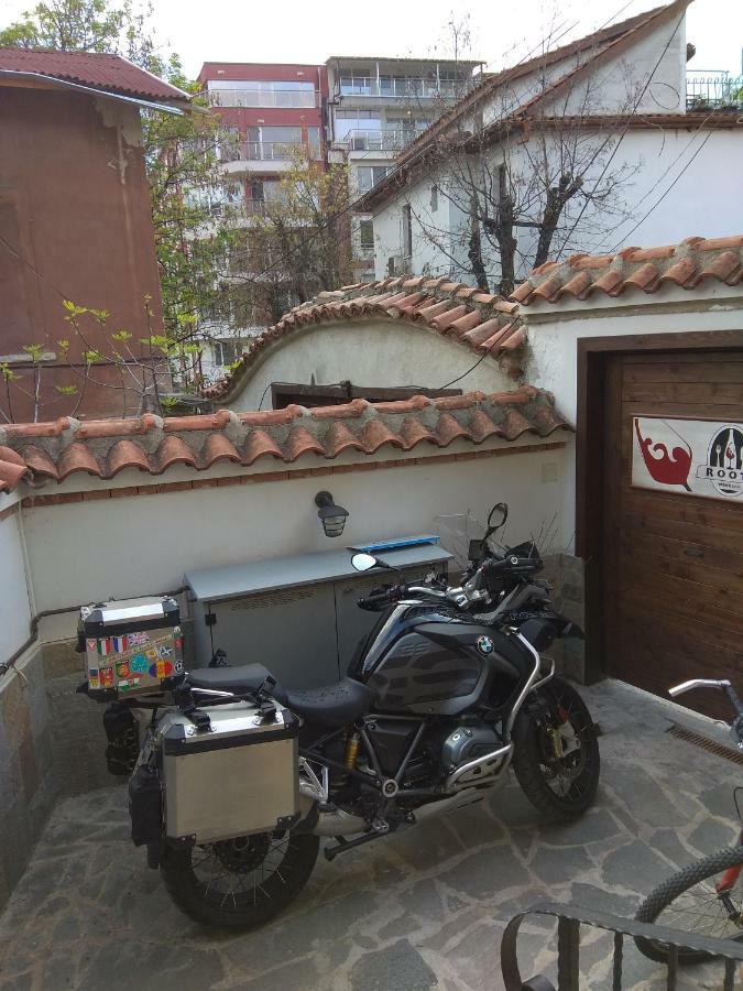 פלובדיב Roots Hotel And Wine Bar מראה חיצוני תמונה